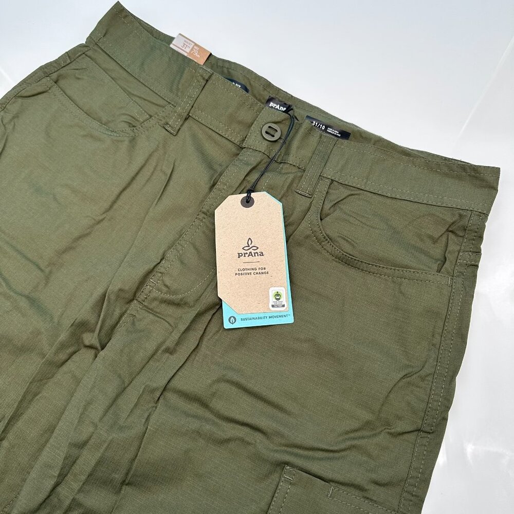 PrAna Men's Double Peak 10" Inseam Organic Cotton Cargo Short, Size W31, Green